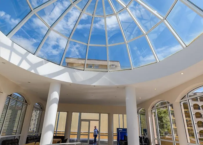 Апартамент Midia