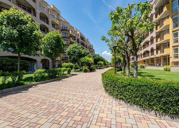 Midia Апартамент *